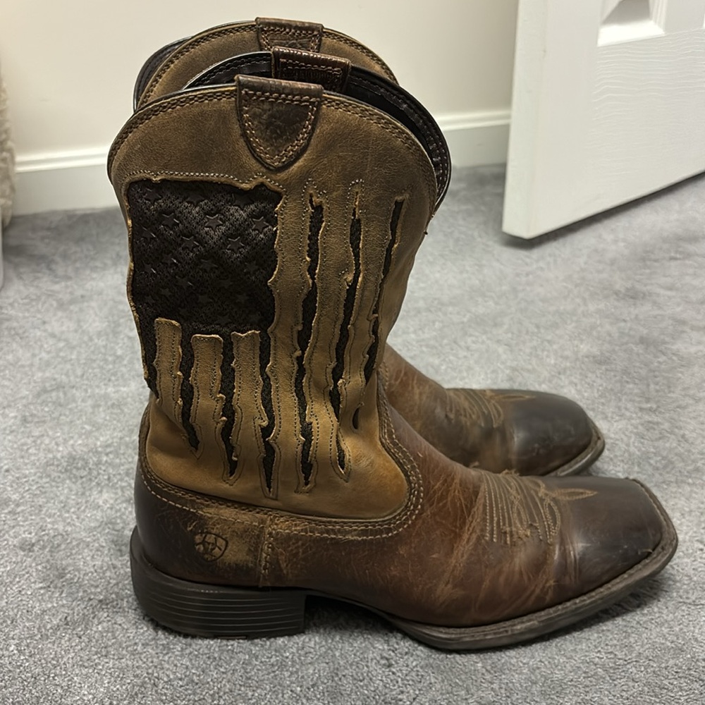 Ariat Boots size 9D